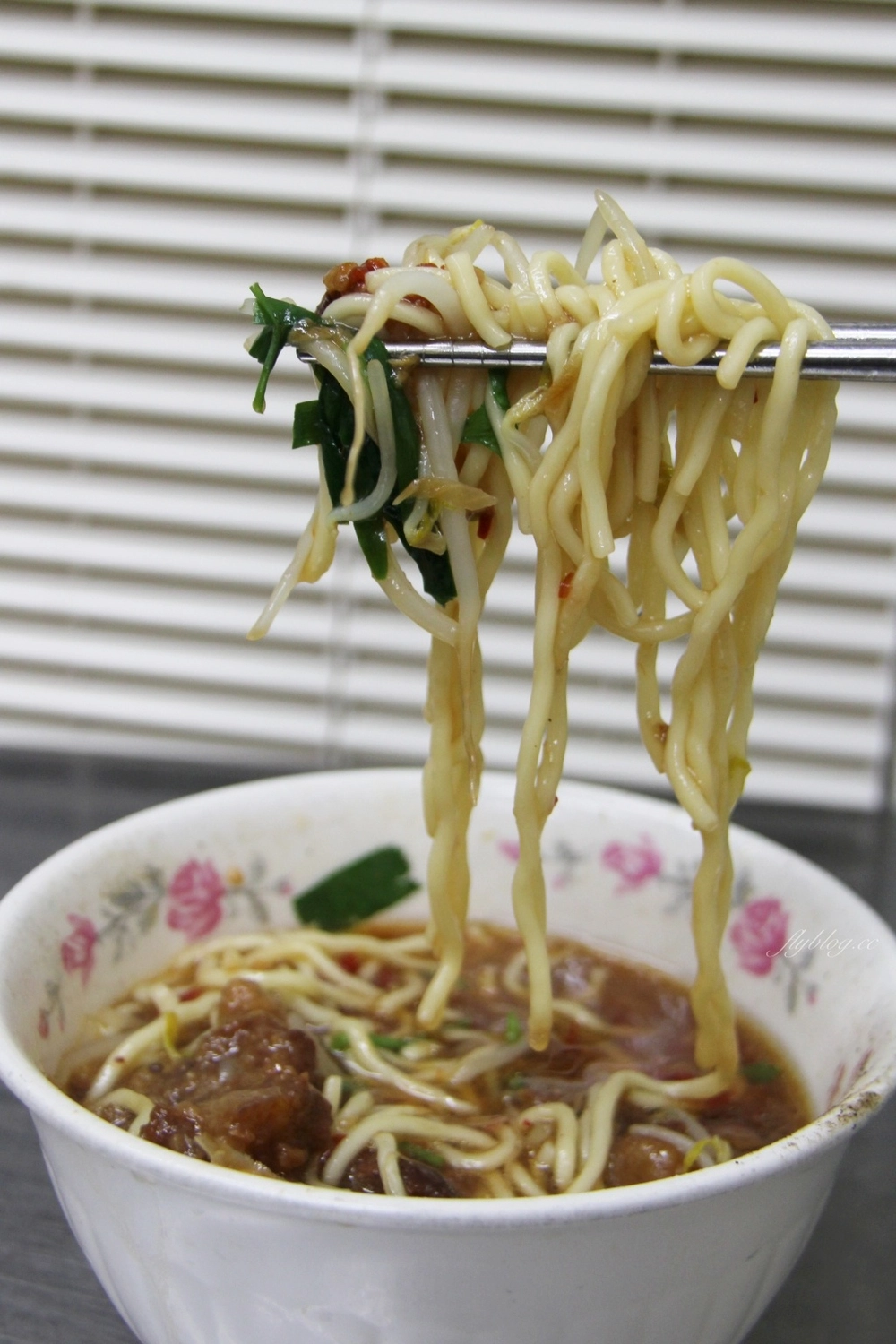 台中豐原|廟東清水排骨麵.廟東超人氣排隊美食,觀光客必吃排骨麵 @飛天璇的口袋 台中豐原|廟東清水排骨麵.廟東超人氣排隊美食,觀光客必吃排骨麵 @飛天璇的口袋