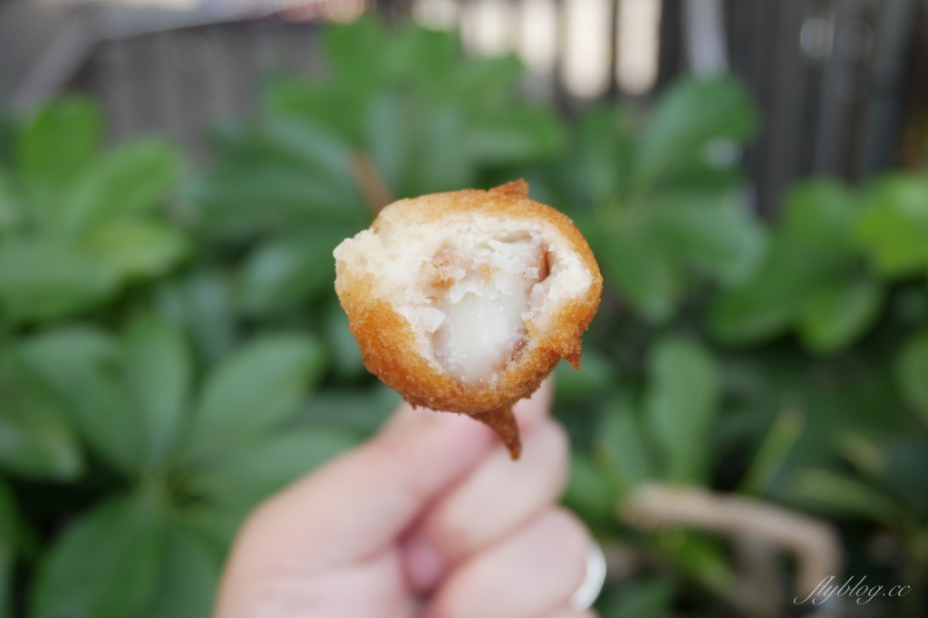 台中豐原｜廟東菱角酥．廟東超人氣排隊美食，光是菱角酥就賣了50年 @飛天璇的口袋