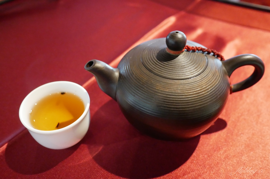 台中南屯｜東方龍．米其林必比登推薦，時尚創意中華菜料理 @飛天璇的口袋