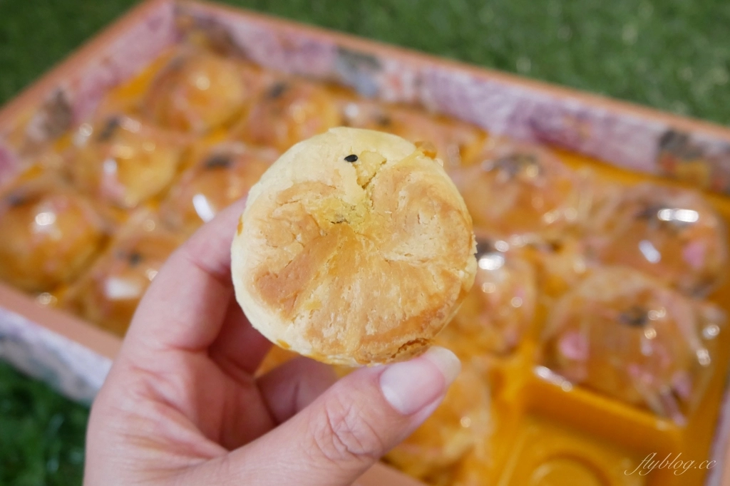 嘉義東區｜阿潘肉包．知名肉包店也賣蛋黃酥，品嚐嘉義傳統的古早味 @飛天璇的口袋