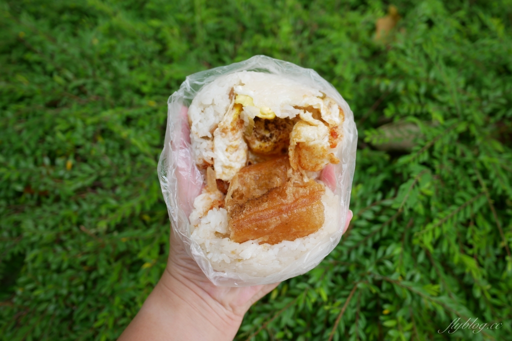 台中西屯｜漢口飯糰，台中漢口路超人氣飯糰，在地經營超過20個年頭 @飛天璇的口袋