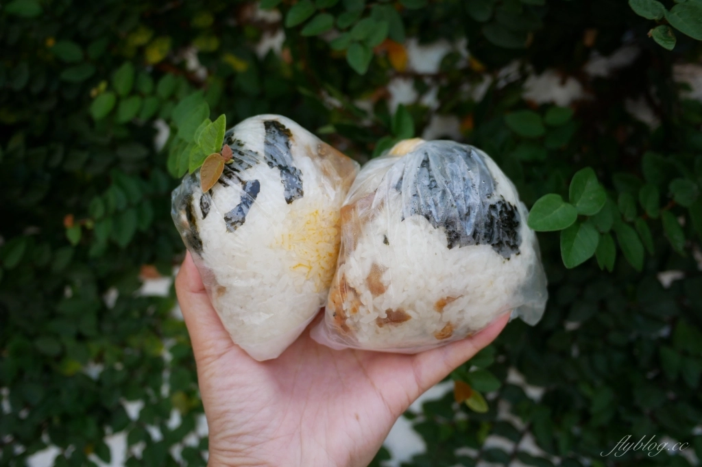 【台中東區】 樂業路飯糰：在地超過30年的小攤，樂業路和建成路口 @飛天璇的口袋