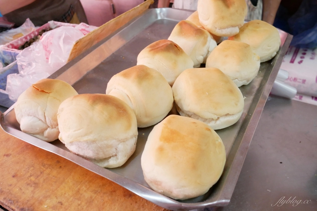 【台中東區】力行早點,台中傳統早餐~現擀手工麵皮蛋餅x金黃爆量韭菜盒子 @飛天璇的口袋 【台中東區】力行早點,台中傳統早餐~現擀手工麵皮蛋餅x金黃爆量韭菜盒子 @飛天璇的口袋