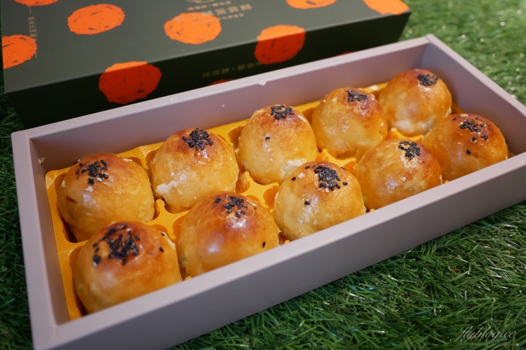 陳耀訓蛋黃酥|世界麵包總冠軍,一開賣就秒殺的蛋黃酥,品嚐完美比例的蛋黃酥 @飛天璇的口袋 陳耀訓蛋黃酥|世界麵包總冠軍,一開賣就秒殺的蛋黃酥,品嚐完美比例的蛋黃酥 @飛天璇的口袋