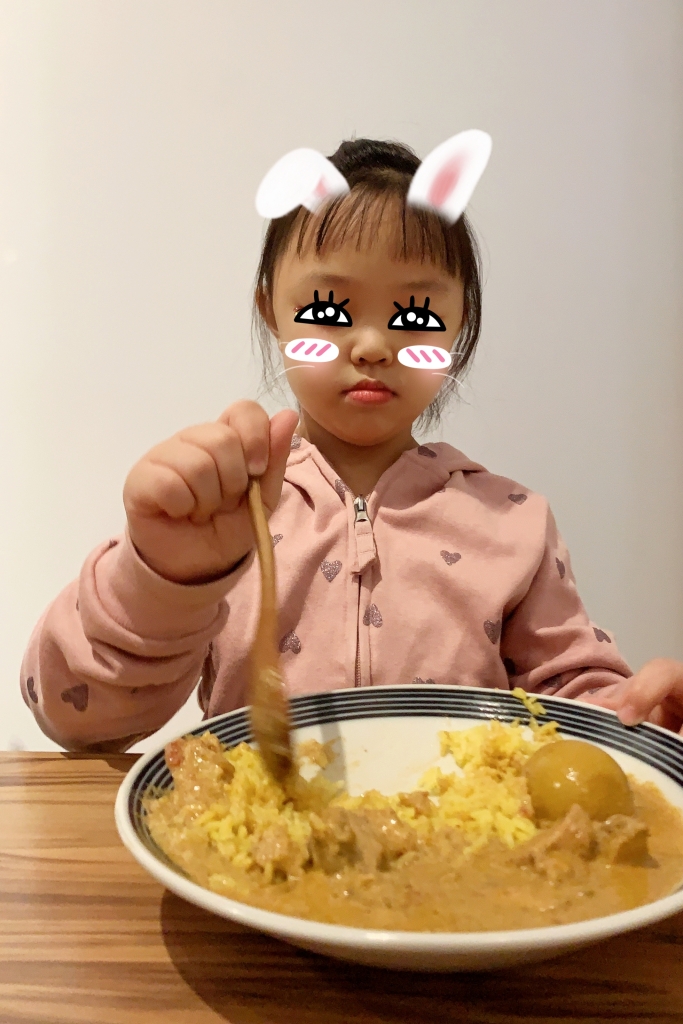 【台中北屯】文鳥咖哩:來自日本名古屋的型男主廚,好吃到差點把盤子也吞了! @飛天璇的口袋 【台中北屯】文鳥咖哩:來自日本名古屋的型男主廚,好吃到差點把盤子也吞了! @飛天璇的口袋