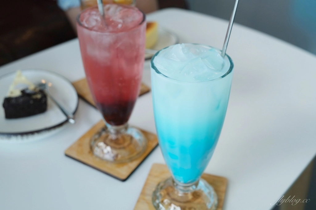 龍潭大池｜龍潭情侶約會和親子旅遊好地方，湖景木棧道、天鵝船遊湖、賞夕陽美景 @飛天璇的口袋