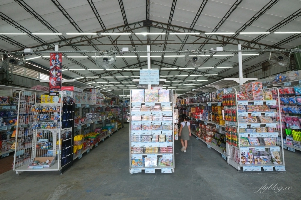 【彰化鹿港】 花鹿鹿玩具倉庫：中台灣占地超過200坪，小孩子的玩具天堂 @飛天璇的口袋