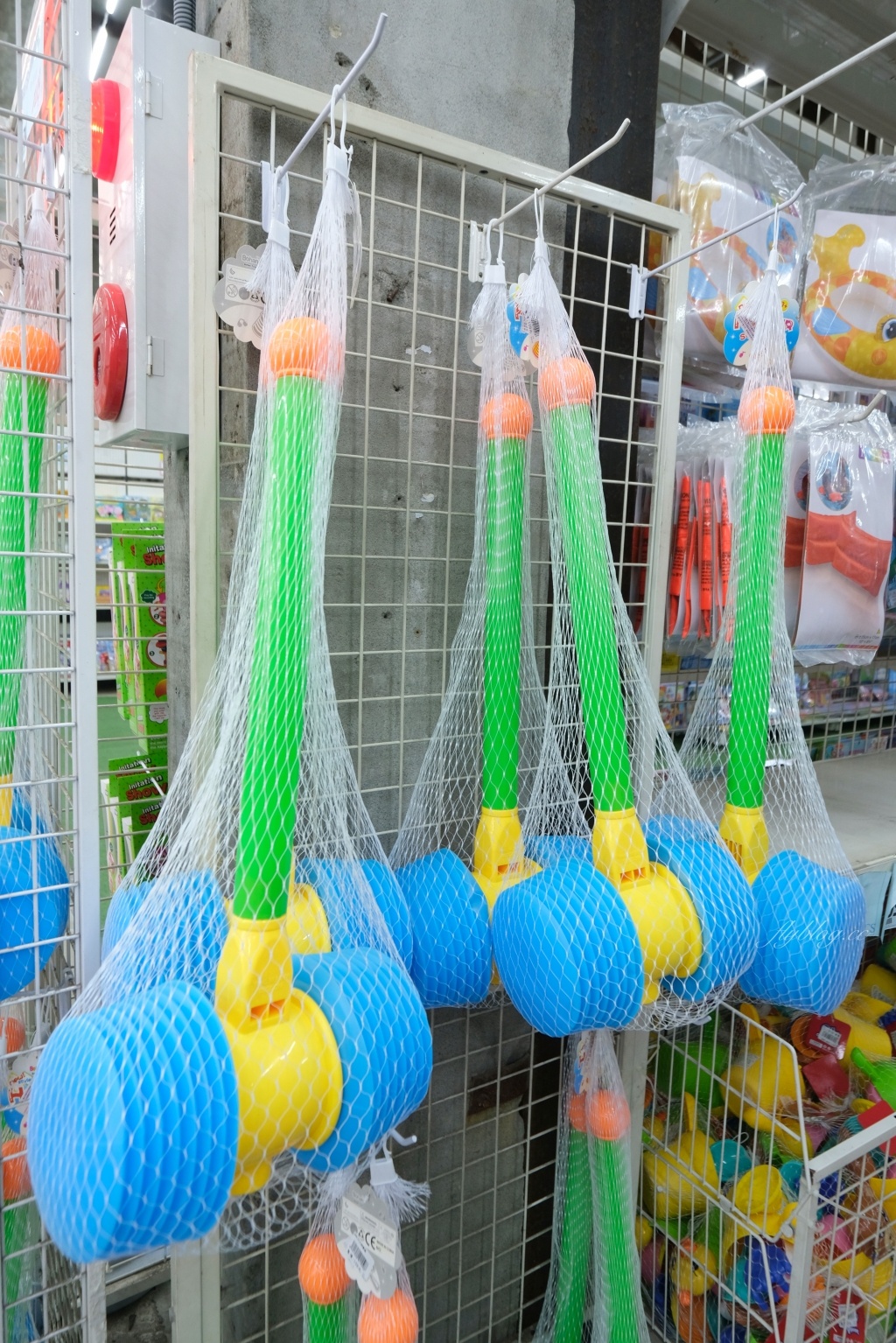 【彰化鹿港】 花鹿鹿玩具倉庫：中台灣占地超過200坪，小孩子的玩具天堂 @飛天璇的口袋