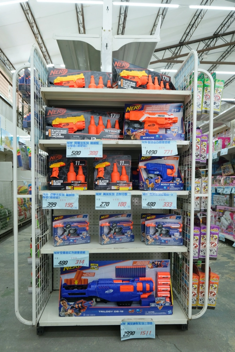 【彰化鹿港】 花鹿鹿玩具倉庫：中台灣占地超過200坪，小孩子的玩具天堂 @飛天璇的口袋