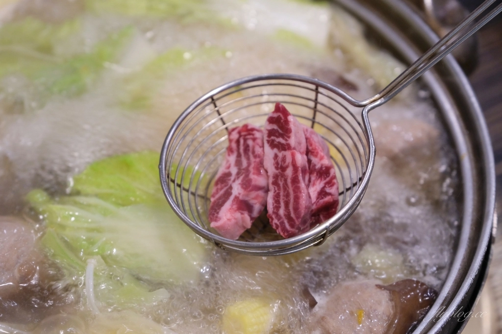 【台中北屯】尚牛二館，2020台中米其林必比登推薦，使用台灣國產溫體牛火鍋 @飛天璇的口袋