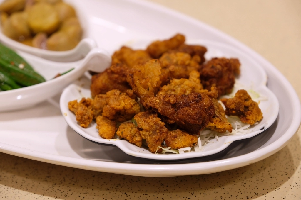 嘉義西區｜滿福樓婚宴廣場：桌菜$3000元起，嘉義最大婚宴餐廳 @飛天璇的口袋