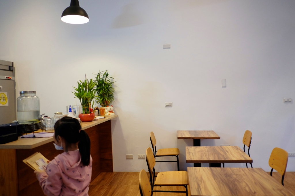 【台中北屯】文鳥咖哩:來自日本名古屋的型男主廚,好吃到差點把盤子也吞了! @飛天璇的口袋 【台中北屯】文鳥咖哩:來自日本名古屋的型男主廚,好吃到差點把盤子也吞了! @飛天璇的口袋