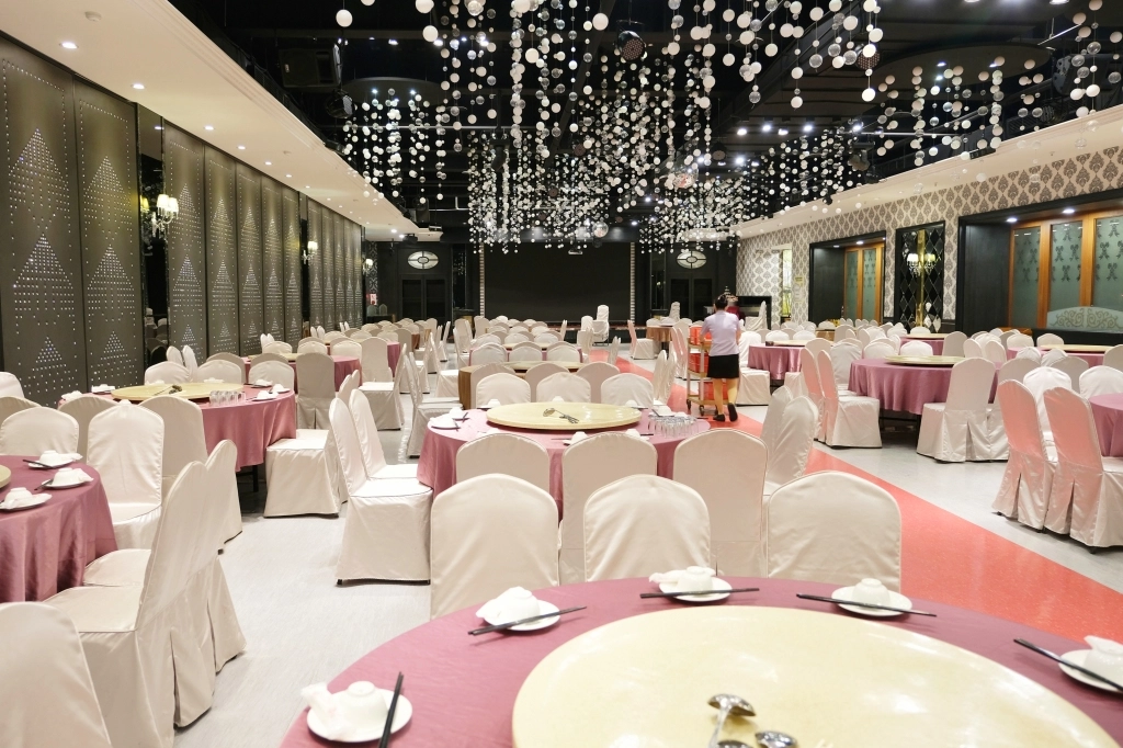 嘉義西區｜滿福樓婚宴廣場：桌菜$3000元起，嘉義最大婚宴餐廳 @飛天璇的口袋