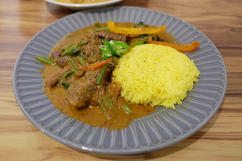 【台中北屯】文鳥咖哩:來自日本名古屋的型男主廚,好吃到差點把盤子也吞了! @飛天璇的口袋 【台中北屯】文鳥咖哩:來自日本名古屋的型男主廚,好吃到差點把盤子也吞了! @飛天璇的口袋