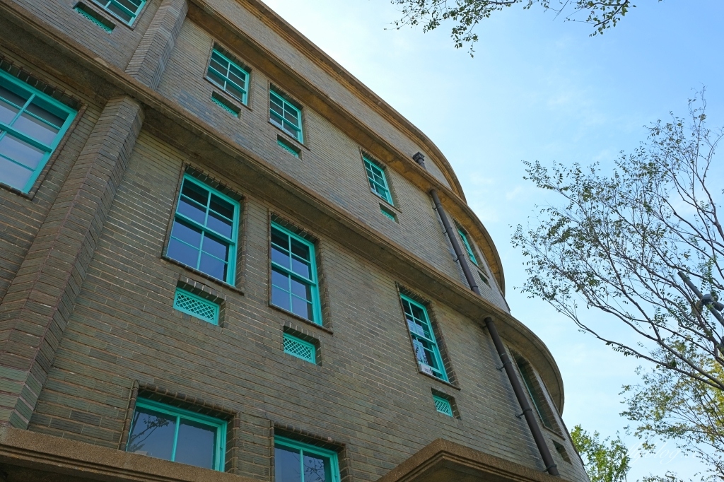 【嘉義西區】嘉義市立美術館：嘉義新景點！原公賣局改建，重現百年風華 @飛天璇的口袋