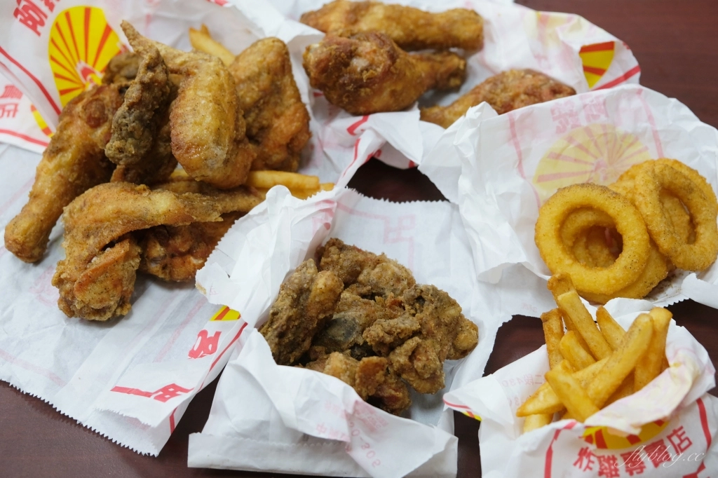 台東美食｜阿鋐炸雞．比起台東超人氣藍蜻蜓，據說在地人都吃這間 @飛天璇的口袋