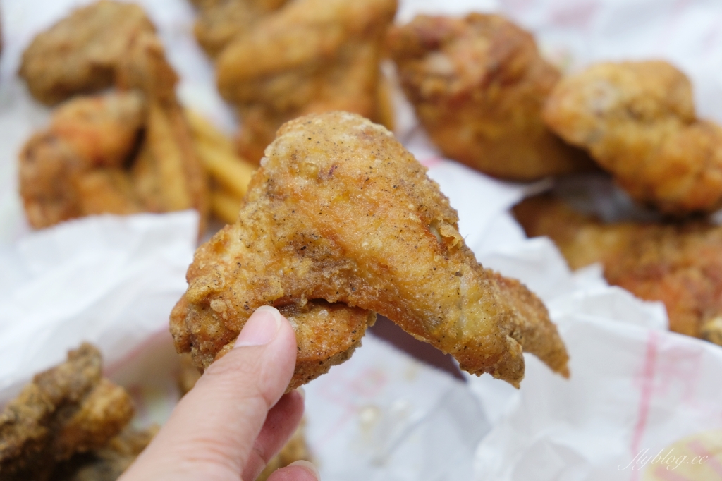台東美食｜阿鋐炸雞．比起台東超人氣藍蜻蜓，據說在地人都吃這間 @飛天璇的口袋