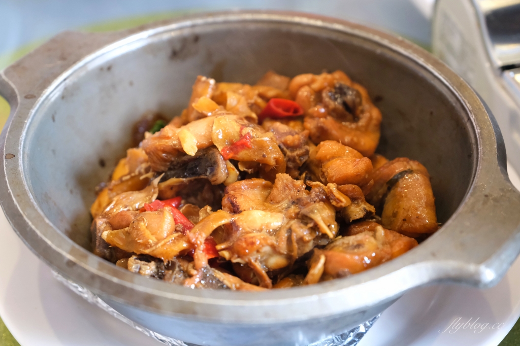 嘉義西區｜新北平婚宴餐廳：北平烤鴨一鴨三吃x招牌啤酒鴨料理 @飛天璇的口袋