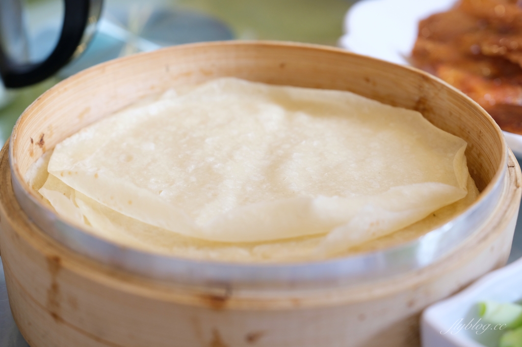 嘉義西區｜新北平婚宴餐廳：北平烤鴨一鴨三吃x招牌啤酒鴨料理 @飛天璇的口袋