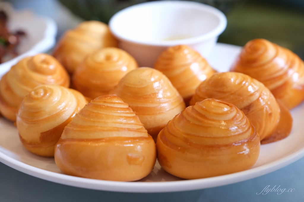 嘉義西區｜新北平婚宴餐廳：北平烤鴨一鴨三吃x招牌啤酒鴨料理 @飛天璇的口袋