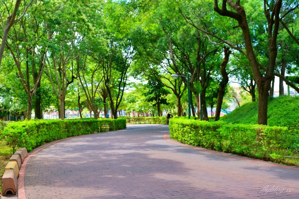 桃園龍潭｜龍潭運動公園，桃園夏日免費玩水景點，桃園親子旅遊景點推薦 @飛天璇的口袋