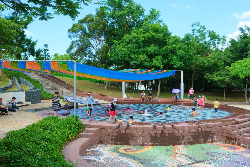 桃園龍潭｜龍潭運動公園，桃園夏日免費玩水景點，桃園親子旅遊景點推薦 @飛天璇的口袋