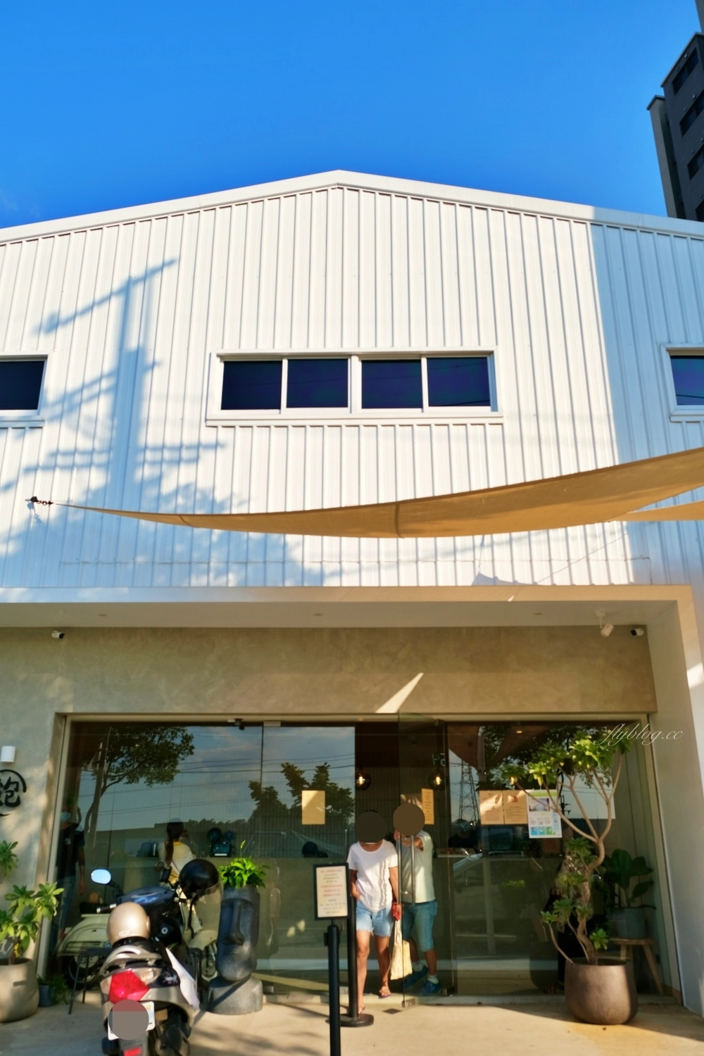 龍潭澎湃豆花｜充滿文青風的豆花店，加冰加豆花加仙草都免費 @飛天璇的口袋