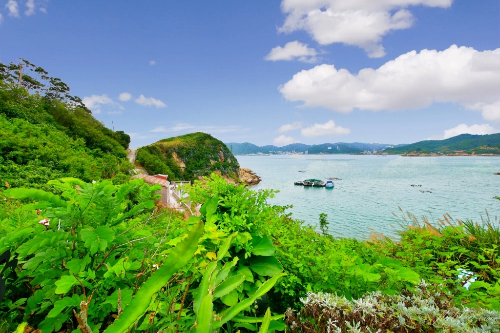 【馬祖南竿】夫人咖啡館：馬祖無敵海景咖啡館，特色石屋造型建築 @飛天璇的口袋