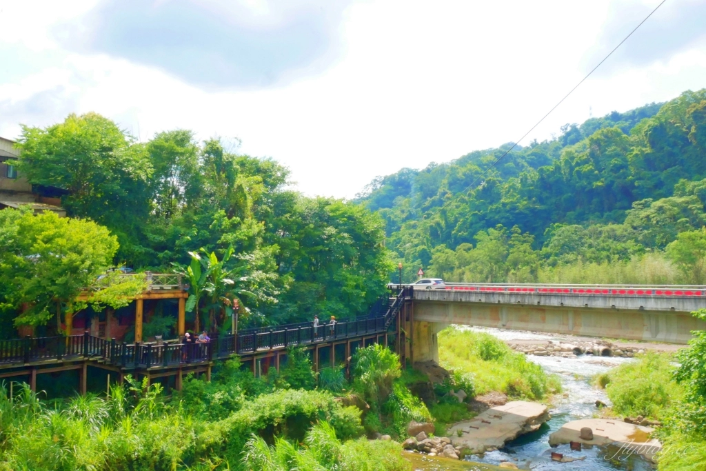 苗栗泰安清安豆腐老街｜復古懷舊的石板道路，洗水坑豆腐街小吃美食 @飛天璇的口袋
