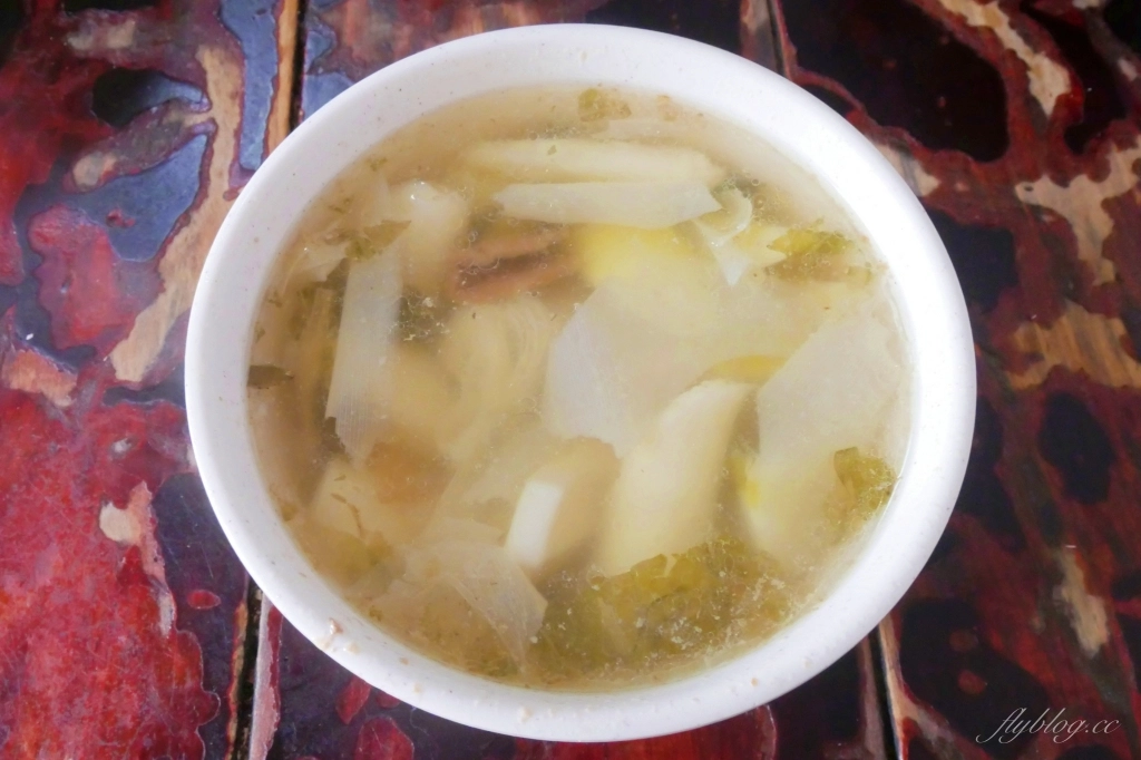 苗栗泰安清安豆腐老街｜復古懷舊的石板道路，洗水坑豆腐街小吃美食 @飛天璇的口袋