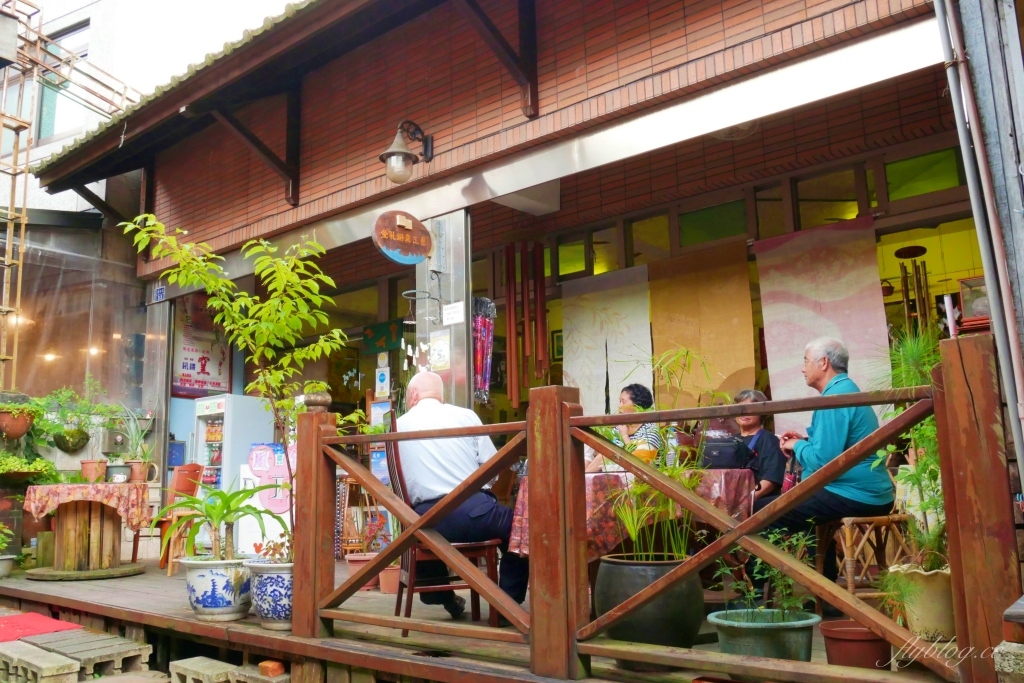 苗栗泰安清安豆腐老街｜復古懷舊的石板道路，洗水坑豆腐街小吃美食 @飛天璇的口袋