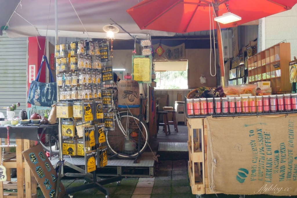 苗栗泰安清安豆腐老街｜復古懷舊的石板道路，洗水坑豆腐街小吃美食 @飛天璇的口袋