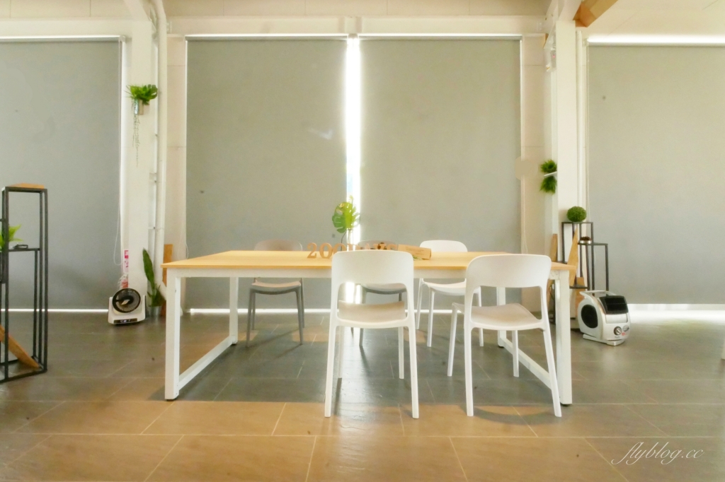 【台中豐原】 200 days：位於東豐綠色走廊旁的純白建築，IG熱門拍照打卡景點 @飛天璇的口袋