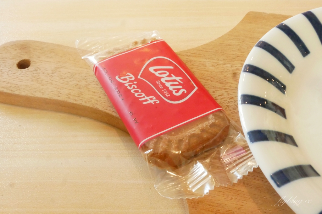 【台中豐原】 200 days：位於東豐綠色走廊旁的純白建築，IG熱門拍照打卡景點 @飛天璇的口袋