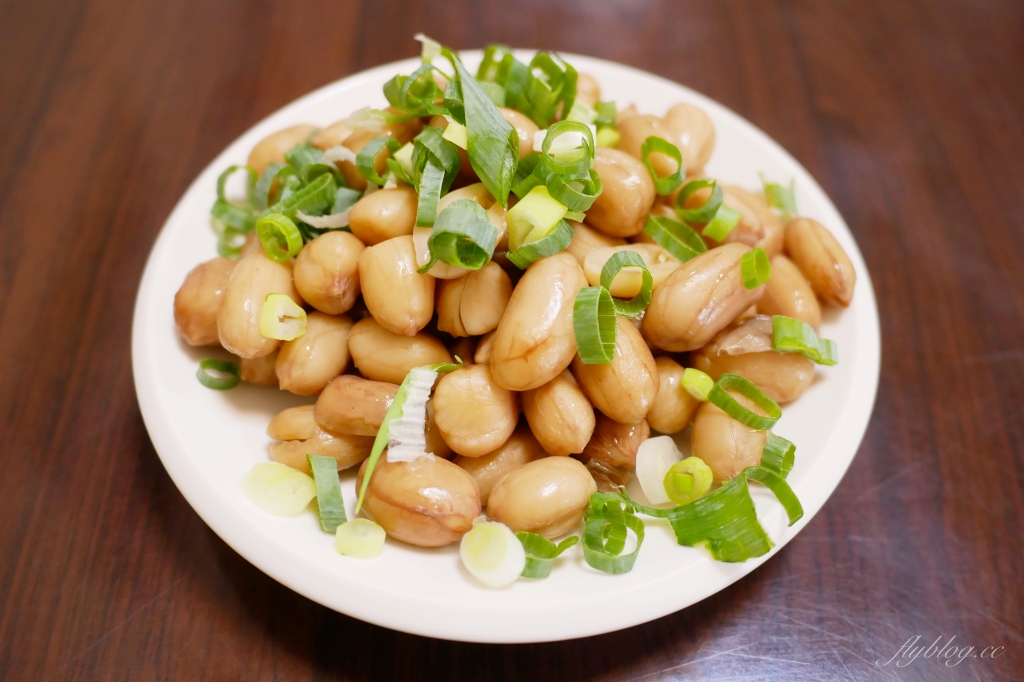 台中西屯｜精誠牛肉麵．精明商圈超霸氣牛肉麵，必點真材實料的美味三寶麵 @飛天璇的口袋