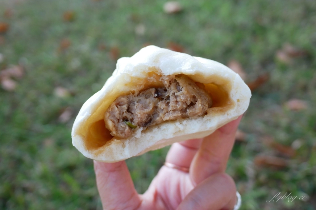 台中南屯|老堯師肉包.和鹿港老龍師師出同門,南屯黎明路美味的銅板小吃 @飛天璇的口袋 台中南屯|老堯師肉包.和鹿港老龍師師出同門,南屯黎明路美味的銅板小吃 @飛天璇的口袋