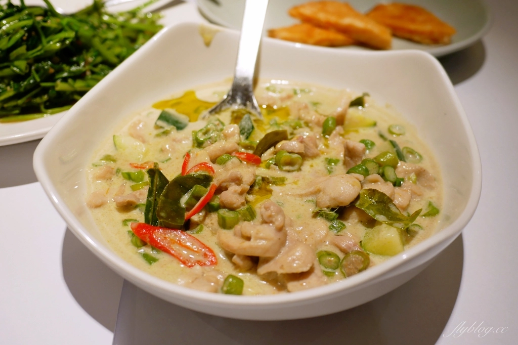 台中美食｜瓦城．泰國料理第一品牌，雙人套餐1500元 @飛天璇的口袋