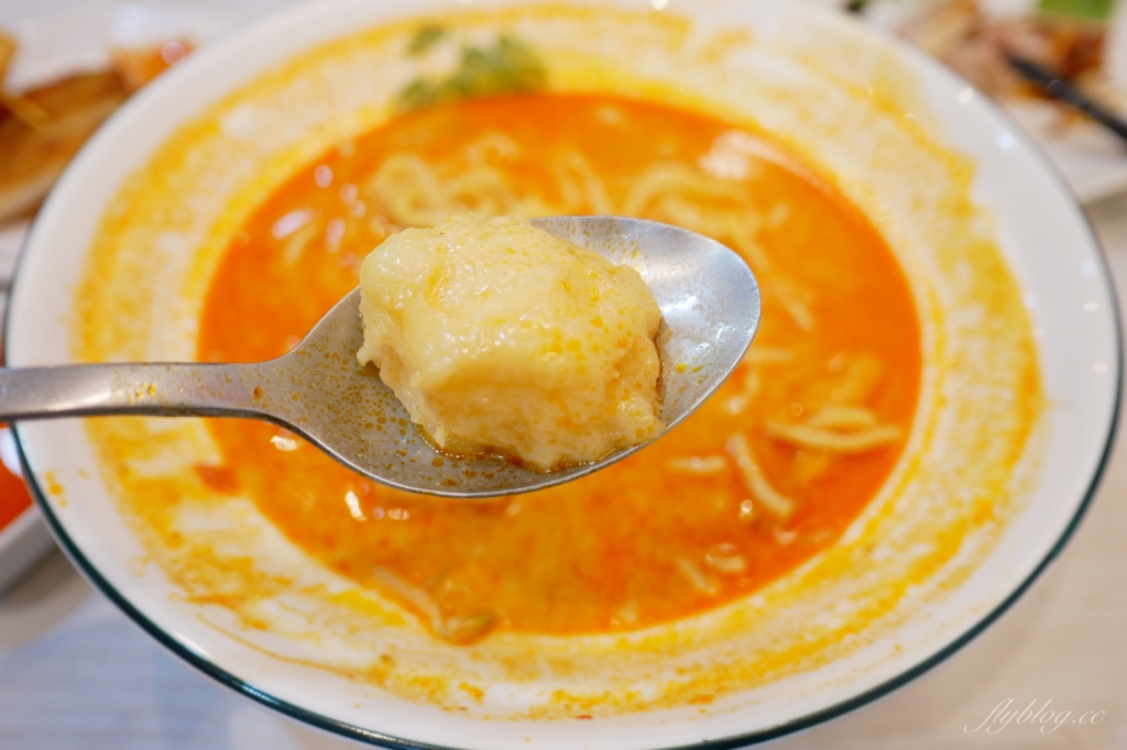 【台中北屯】鰤樂仨新加坡小吃：充滿文青氛圍的新加坡小吃店，北平路小吃美食推薦 @飛天璇的口袋