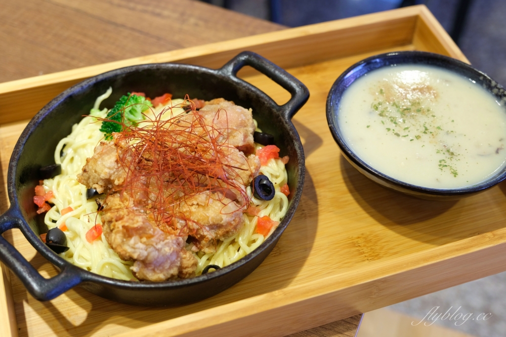 鹿港巴特早午餐｜鹿港超大份量的巴特早午餐，假日客人總是滿滿滿 @飛天璇的口袋