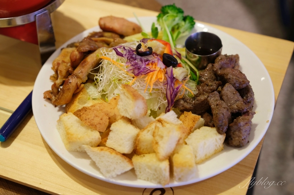 鹿港巴特早午餐｜鹿港超大份量的巴特早午餐，假日客人總是滿滿滿 @飛天璇的口袋