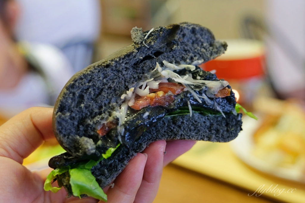 鹿港巴特早午餐｜鹿港超大份量的巴特早午餐，假日客人總是滿滿滿 @飛天璇的口袋