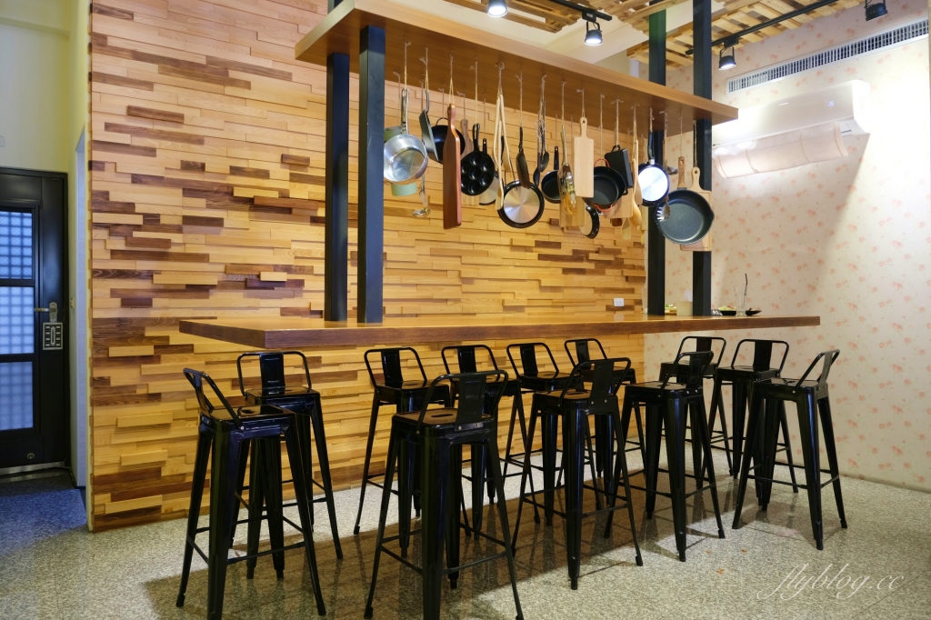 鹿港巴特早午餐｜鹿港超大份量的巴特早午餐，假日客人總是滿滿滿 @飛天璇的口袋