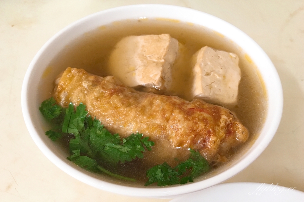 彰化田中|田中素食(新宮素食).從小吃到大的田中素食麵店,懷念中的銅版美食 @飛天璇的口袋 彰化田中|田中素食(新宮素食).從小吃到大的田中素食麵店,懷念中的銅版美食 @飛天璇的口袋