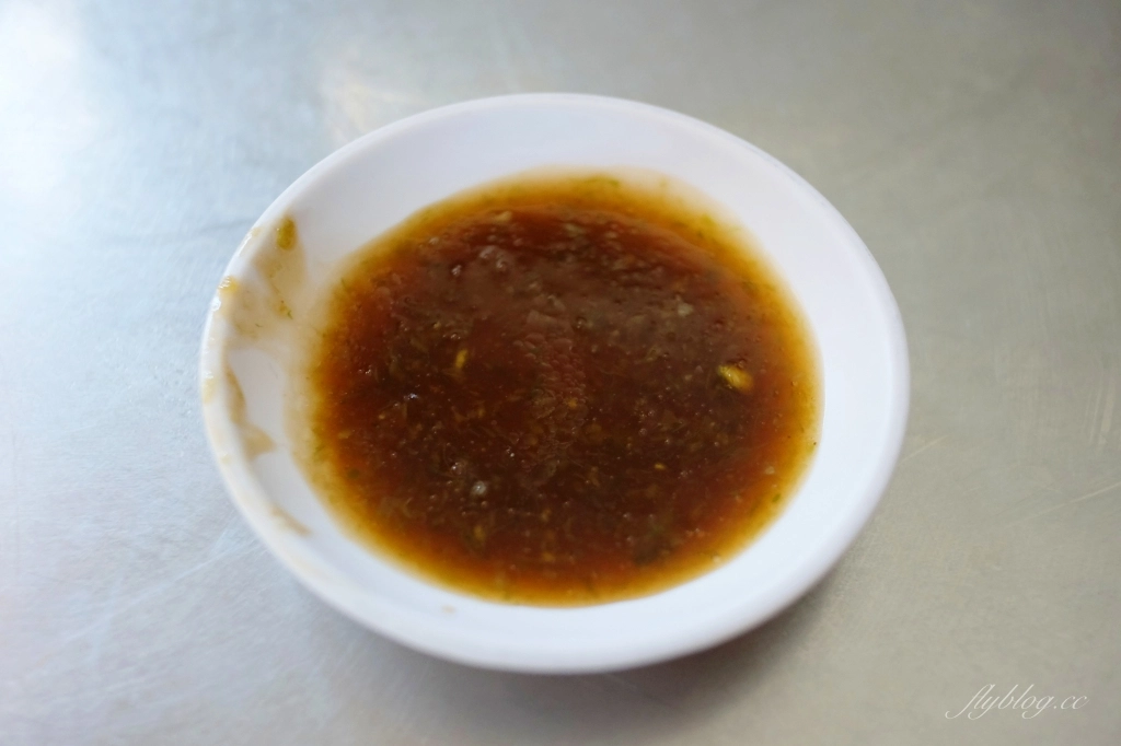 彰化田中｜天橋下 炒麵、米糕、肉粽．田中人的傳統早餐，超人氣銅板美食 @飛天璇的口袋