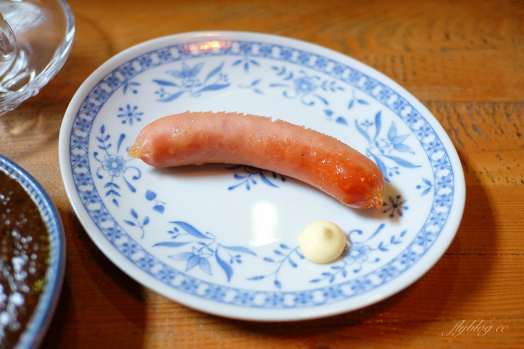 台中中區｜小次男咖哩所，廢墟改建的文青咖哩專賣店，鄰近台中火車站美食 @飛天璇的口袋