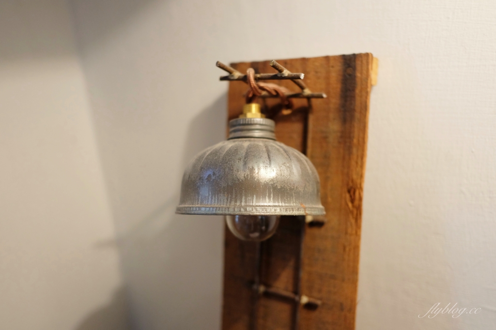 台中西區｜TOKU TOKU Matcha & Coffee．台灣女生和日本女生開宇治抹茶專賣店，勤美草悟道甜點 @飛天璇的口袋