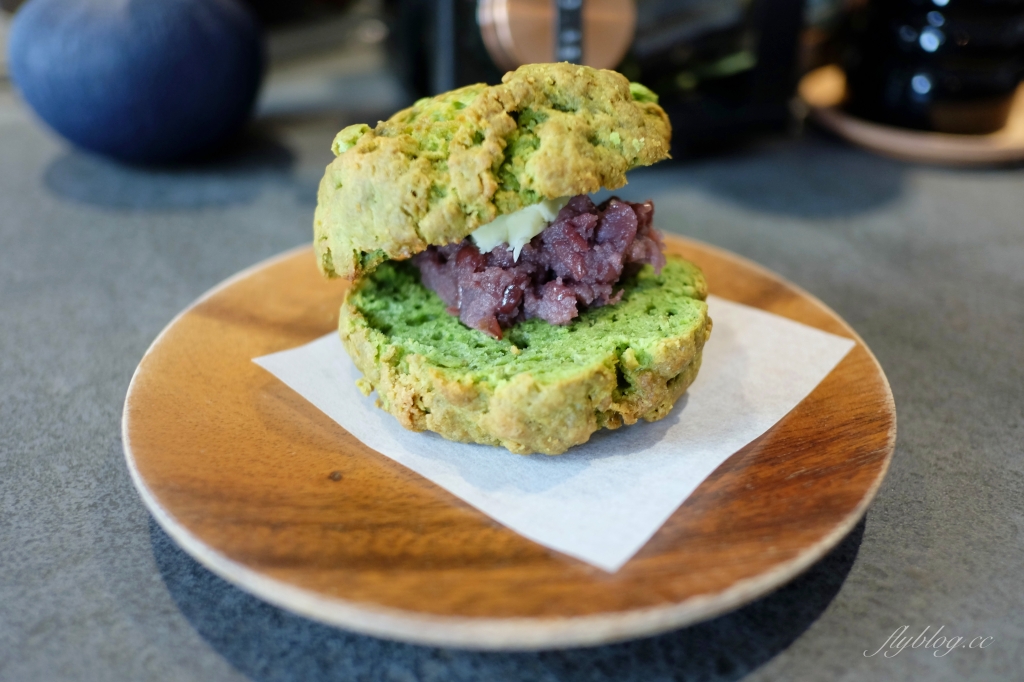 台中西區｜TOKU TOKU Matcha & Coffee．台灣女生和日本女生開宇治抹茶專賣店，勤美草悟道甜點 @飛天璇的口袋