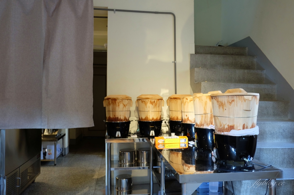 台中西區｜白水豆花．宜蘭礁溪的人氣豆花，進駐台中審計新村 @飛天璇的口袋