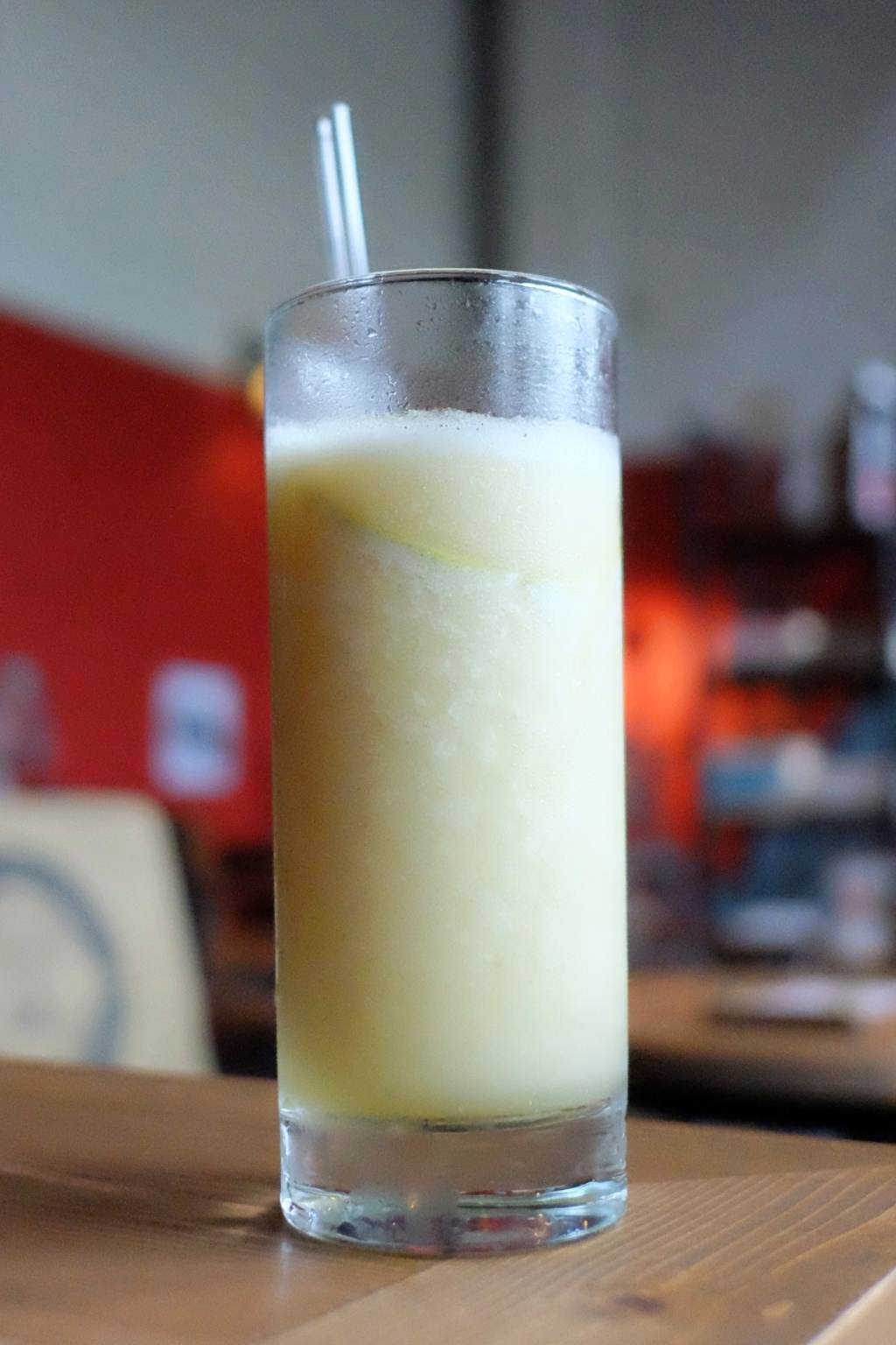 嘉義西區｜國王蝴蝶秘密基地 roicafe：位於嘉義文創園區裡的特色咖啡館，我想到愛麗絲夢遊仙鏡的紅皇后 @飛天璇的口袋