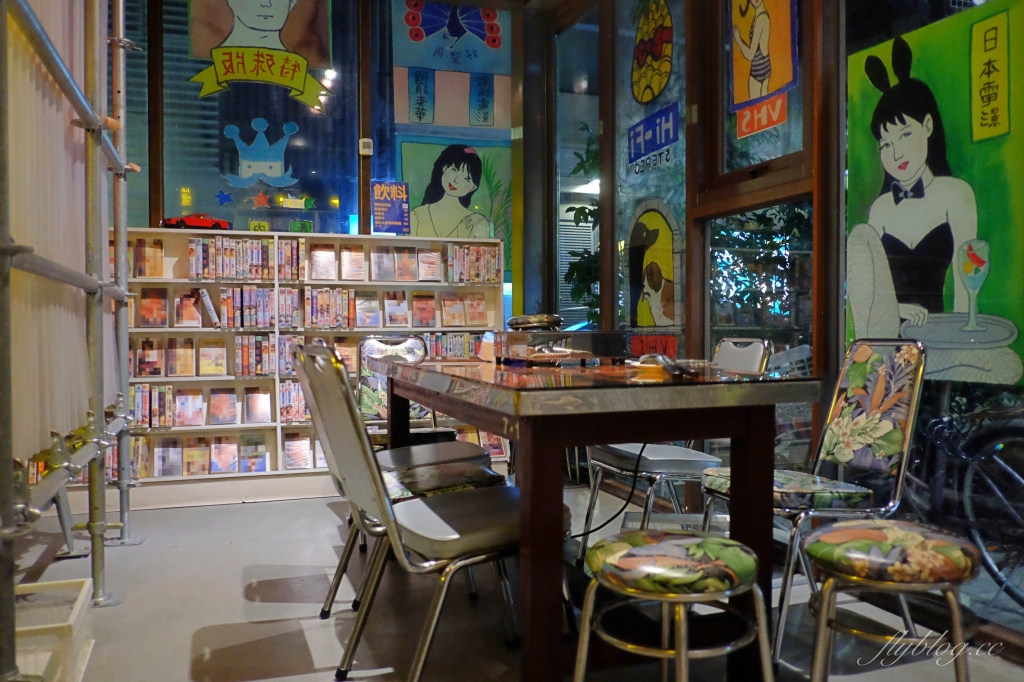 【台中西區】浪漫屋詹記：台北超人氣麻辣火鍋詹記快閃台中，在錄影帶出租店吃麻辣火鍋 @飛天璇的口袋